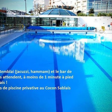 Tiny Studio Terrasse, Hypercentre La Plage A 2 Pas ! レ・サ​​ーブル・ドロンヌ エクステリア 写真