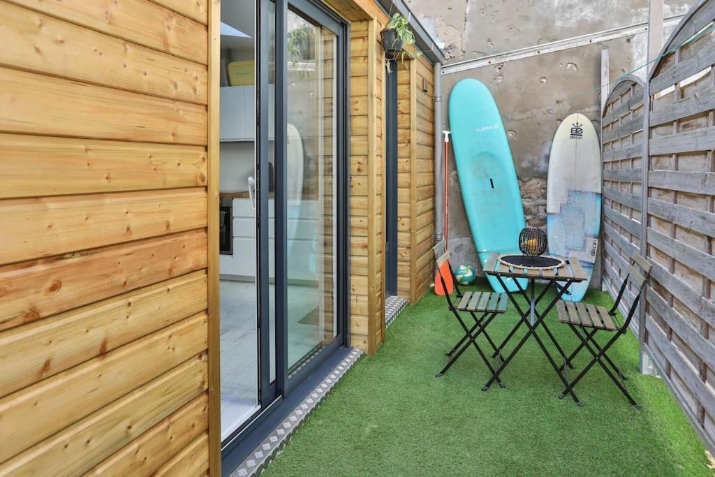 Tiny Studio Terrasse, Hypercentre La Plage A 2 Pas ! レ・サ​​ーブル・ドロンヌ エクステリア 写真